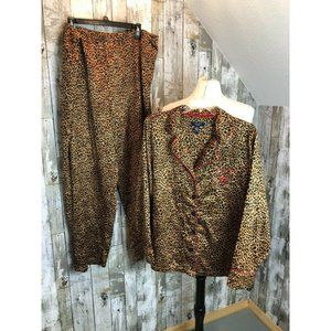 Chaps womens pajama set leopard print L and XXL